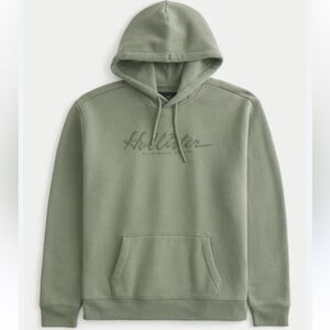 Men's Green Logo Graphic
Hoodie size Small New with tags